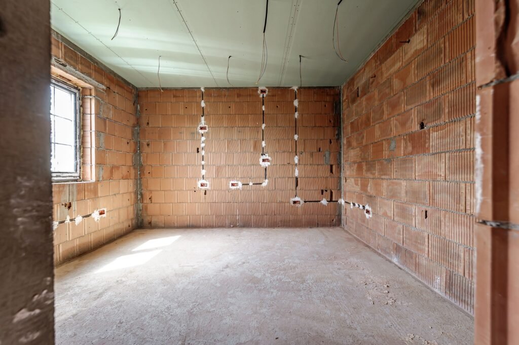 De vânzare Construcție nouă, parțial finalizată – Aradul Nou | 169.000 EUR în zona Aradul Nou 4 camere 3 dormitoare Arad 9