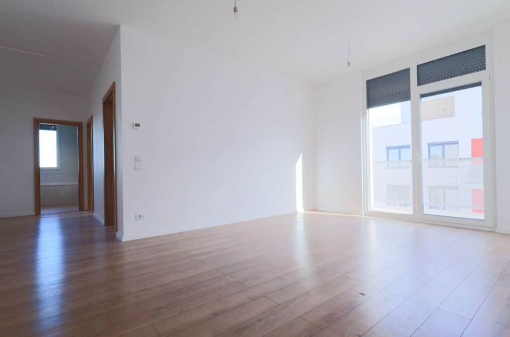De vânzare De vanzare apartament NOU cu cel mai mic pret de pe piata Comision 0 în zona UTA 2 camere 1 dormitor Arad 2