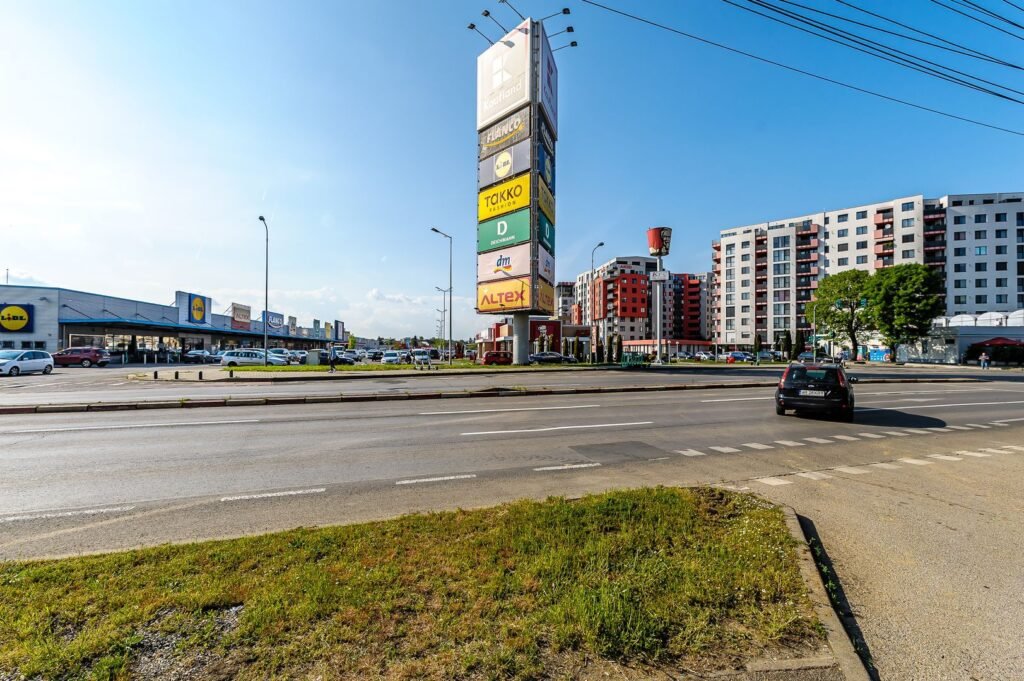 PRET NOU! Apartament decomandat 2 camere – Banu Maracine – COMISION 0% De vânzare PRET NOU! Apartament decomandat 2 camere – Banu Maracine – COMISION 0% în zona Banu Mărăcine 2 camere 1 dormitor Arad 1