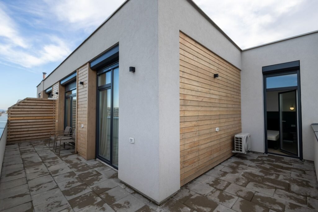 De vânzare Penthouse NOU 3 camere – ARED LANGA AFI – direct de la dezvoltator în zona UTA 3 camere 2 dormitoare Arad 1