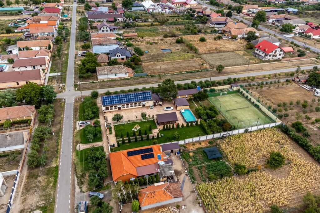 Proprietate de vis cu teren 2.880 mp și facilități PREMIUM Comision 0 De vânzare Proprietate de vis cu teren 2.880 mp și facilități PREMIUM Comision 0 în zona Arad 4 camere 2 dormitoare Arad 17