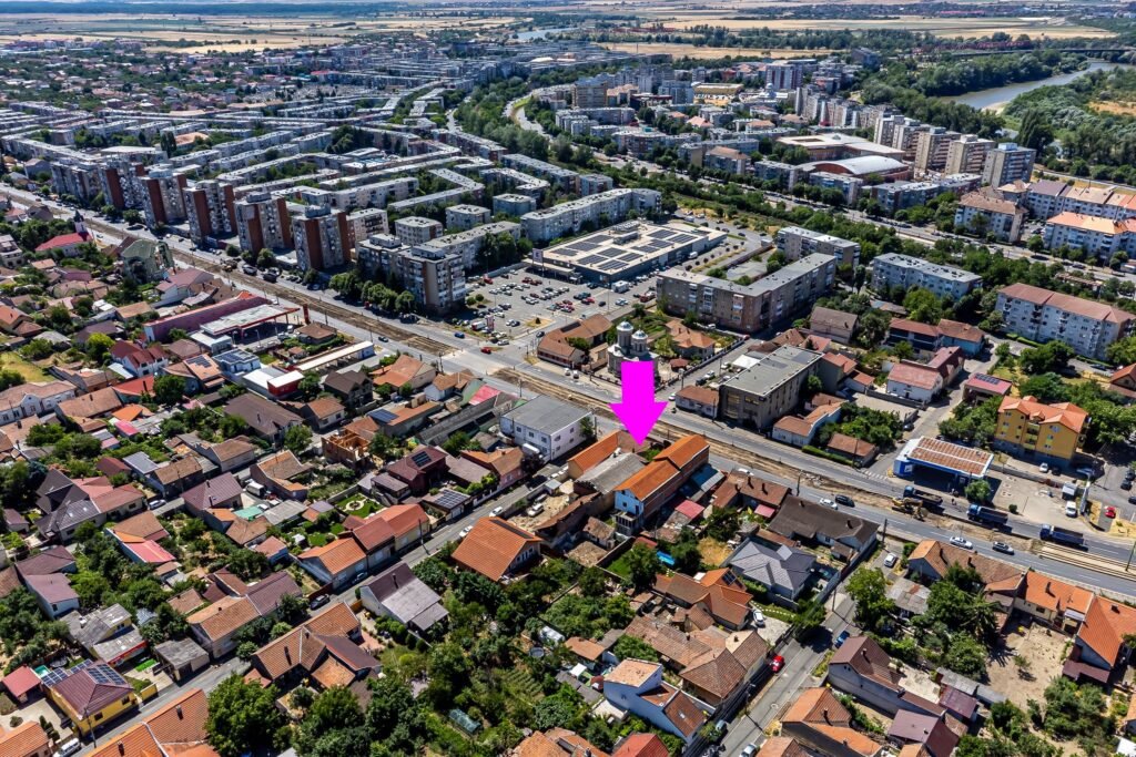Spatiu comercial + hală pe Calea Radnei – oportunitate investitie! De vânzare Spatiu comercial + hală pe Calea Radnei – oportunitate investitie! în zona Micalaca Arad 6