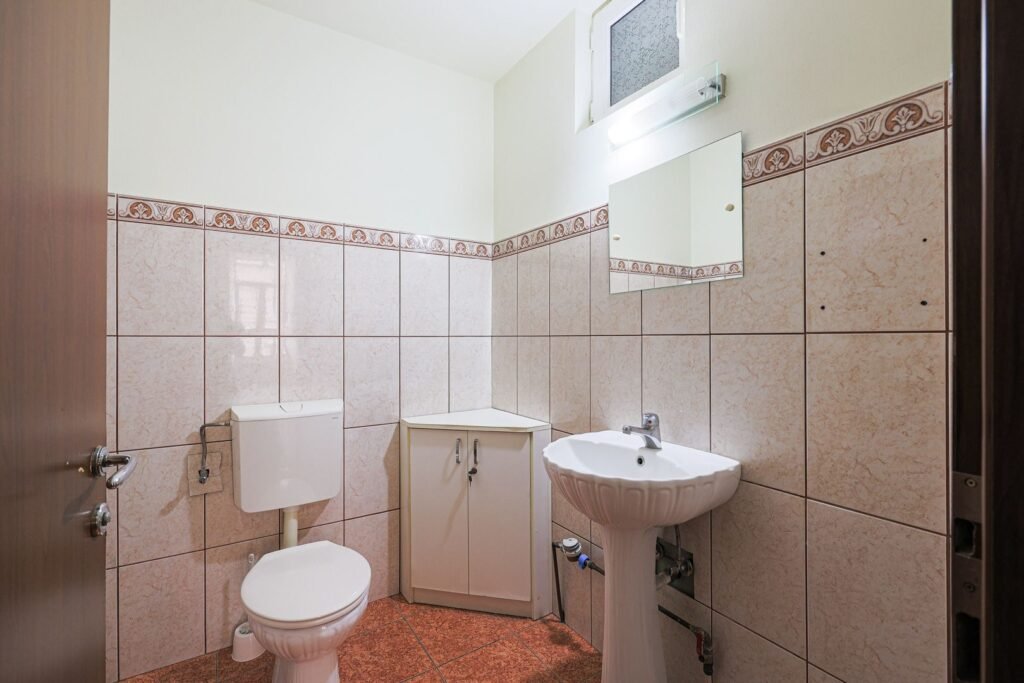 De vânzare Spațiu comercial strada Episcopiei nr 1, Pregătit pt afacerea ta! în zona Ultracentral 3 camere Arad 1