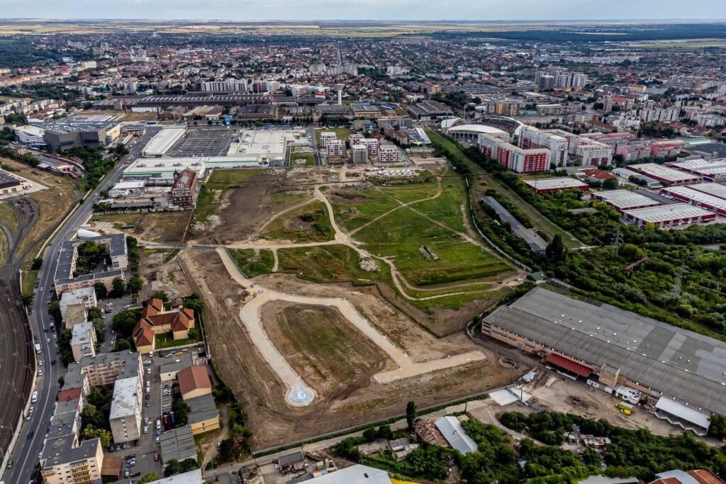 De vânzare Teren de casă 300 mp – toate utilitățile, zonă ARED lângă AFI în zona UTA Arad 1