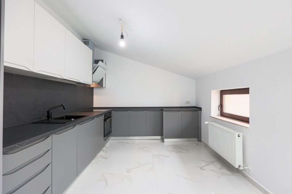 De vânzare VANDUT! 3 camere amenajat, Finisat premium. în zona Ultracentral 3 camere 2 dormitoare Arad 12