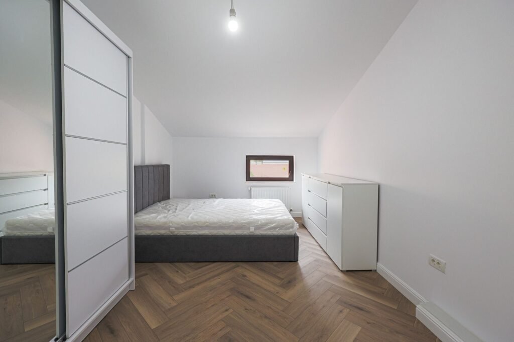 De vânzare VANDUT! 3 camere amenajat, Finisat premium. în zona Ultracentral 3 camere 2 dormitoare Arad 7