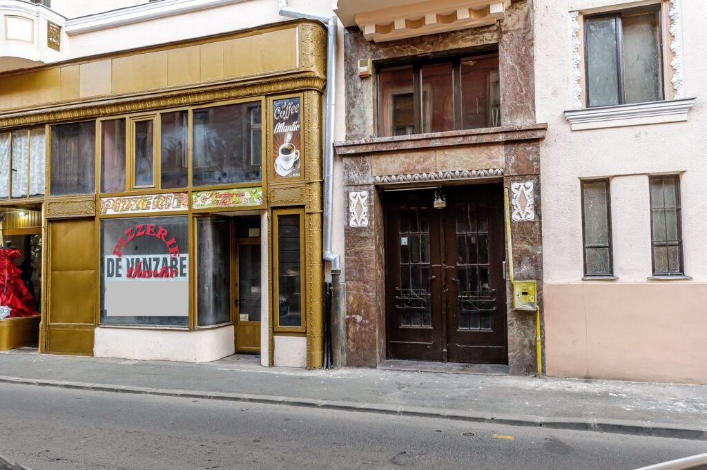 De vânzare VÂNDUT! Apartament cu 4 Camere în Palatul Bohuș, Arad în zona Ultracentral 4 camere 3 dormitoare Arad 12