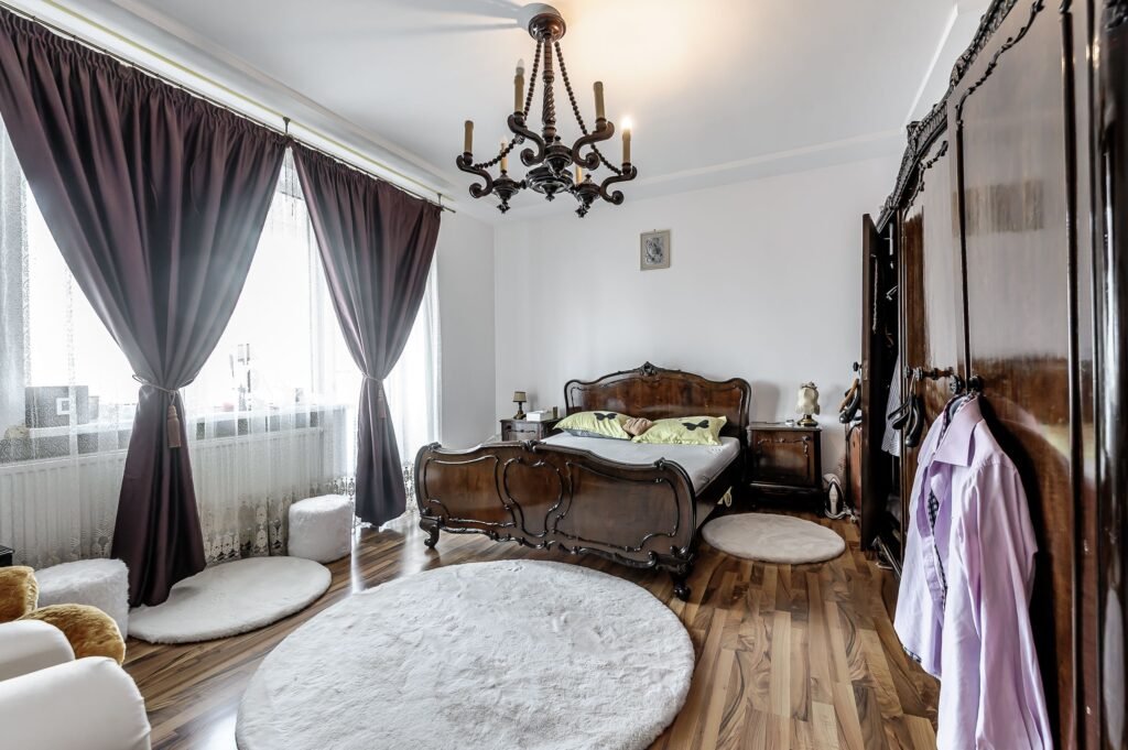 De vânzare Apartament cu 4 camere LUX, zona Gloria – Pedagogic – Malul Mureșului în zona Ultracentral 4 camere 2 dormitoare Arad 10