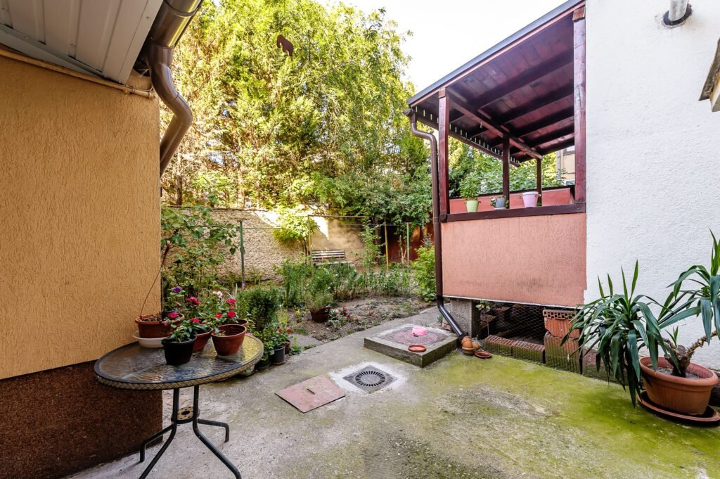 DE ÎNCHIRIAT! Apartament spațios, 2 camere decomandat, Podgoria Arad De închiriat DE ÎNCHIRIAT! Apartament spațios, 2 camere decomandat, Podgoria Arad în zona Ultracentral 2 camere 1 dormitor Arad 9