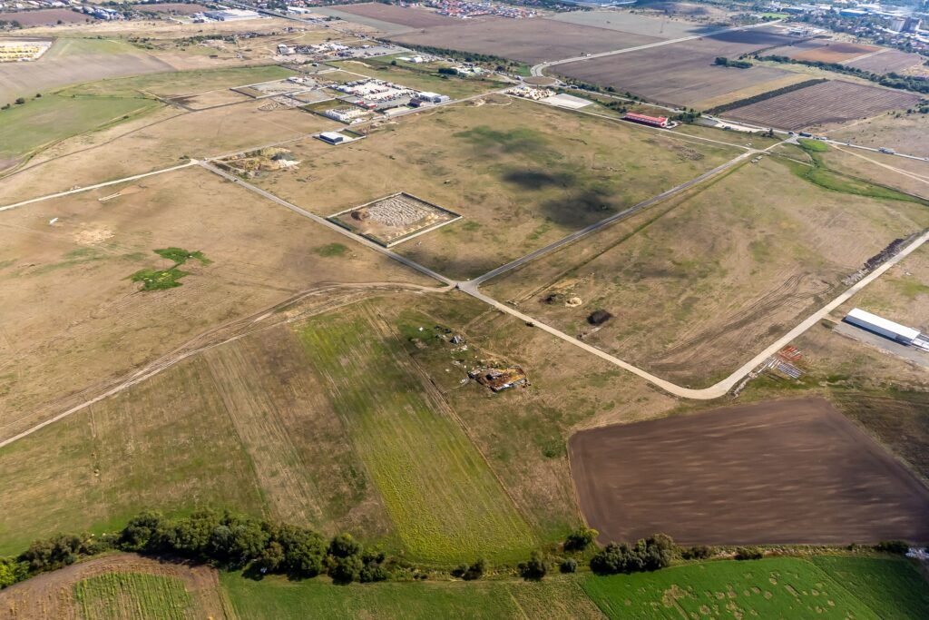 De vânzare Oportunitate – Teren industrial 1.926 mp lângă Centura Vest Arad în zona Exterior Vest Arad 1