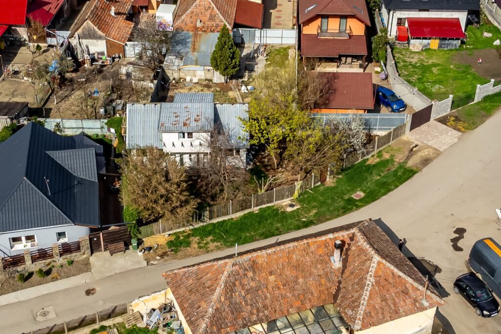 De vânzare PRET NOU! Casa la pret de apartament – Vladimirescu,Arad – COMISION 0% în zona Arad 3 camere 2 dormitoare Arad 2