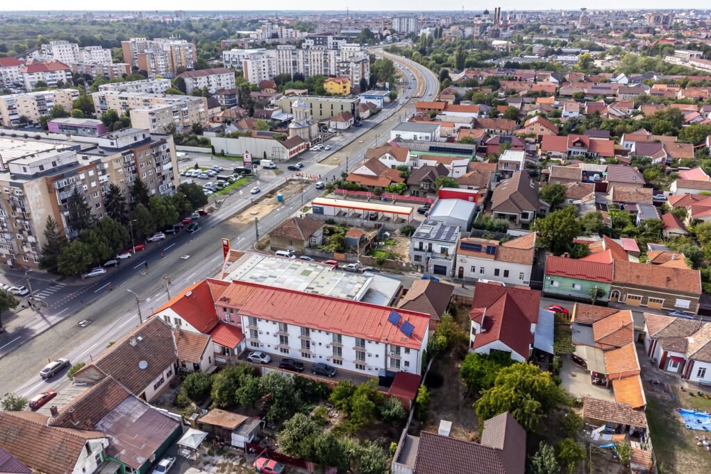 De vânzare Pensiune funcțională de vânzare pe Calea Radnei, Arad în zona Micalaca 26 camere Arad 1