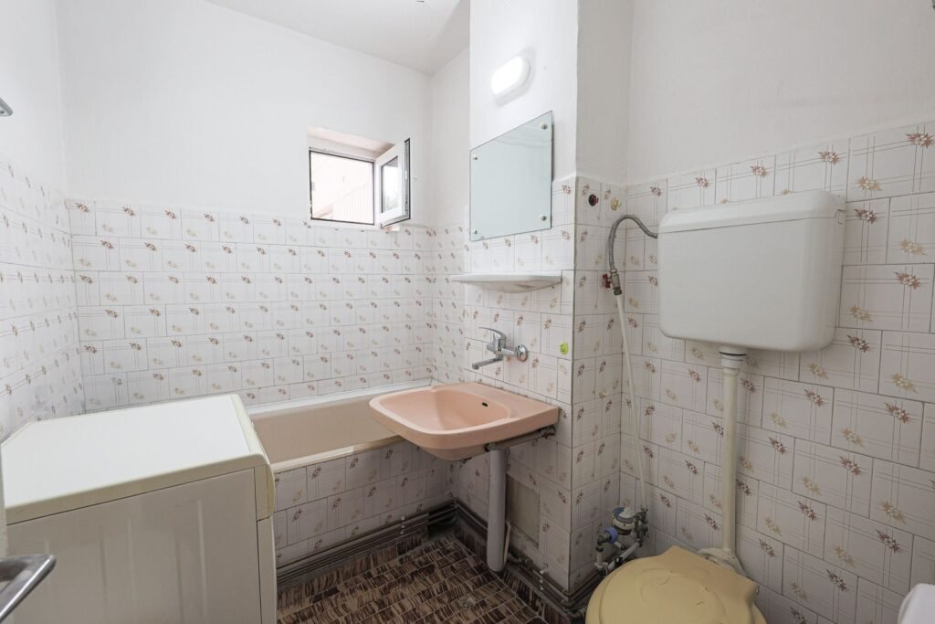 De vânzare REZERVAT!Vedere directă spre faleza Mureșului, Micalaca 300 în zona Micalaca 4 camere 3 dormitoare Arad 7