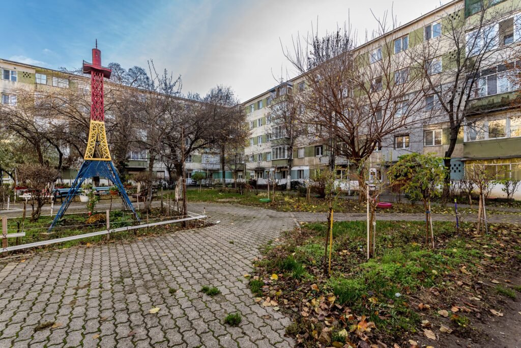 De vânzare Apartament 2 camere Vlaicu Fortuna, Arad, preț accesibil în zona Fortuna 2 camere 1 dormitor Arad 1