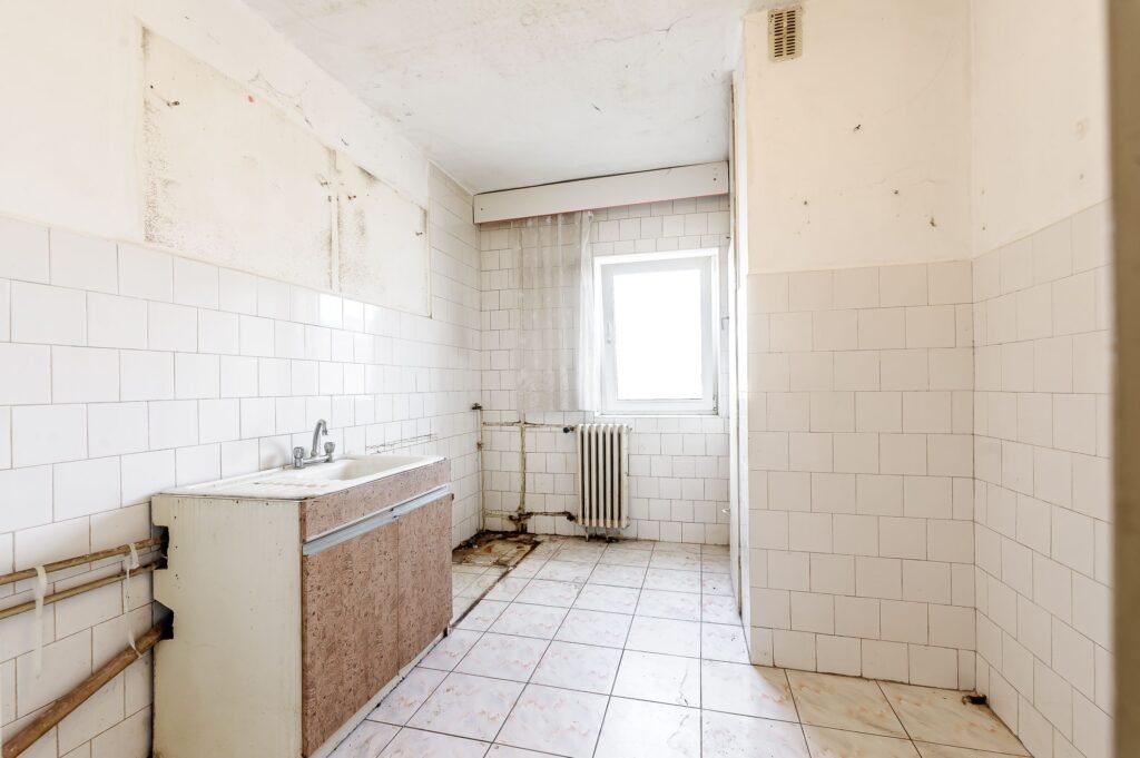 Apartament accesibil cu 2 camere, în zona 500 Micalaca De vânzare Apartament accesibil cu 2 camere, în zona 500 Micalaca în zona Micalaca 2 camere 1 dormitor Arad 4