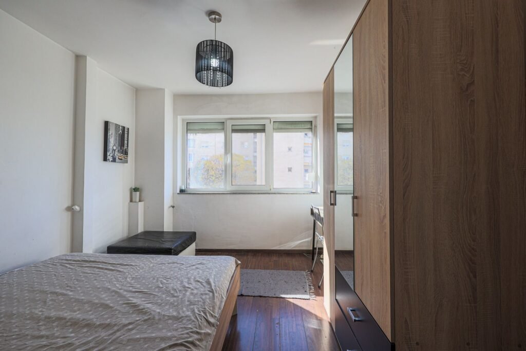 De vânzare Apartament mobilat și utilat în Piața Spitalului în zona P-ta Spitalului 2 camere 2 dormitoare Arad 5