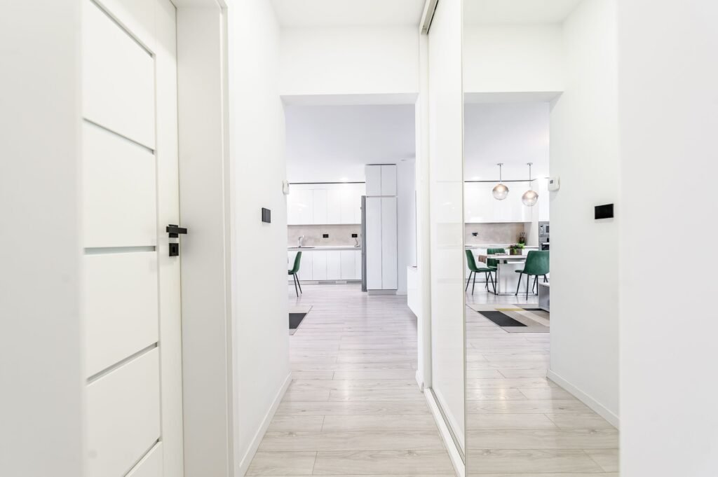 Apartament superb, ultrafinisat, bloc nou lângă Medlife Genesys De vânzare Apartament superb, ultrafinisat, bloc nou lângă Medlife Genesys în zona Micalaca 2 camere 1 dormitor Arad 3