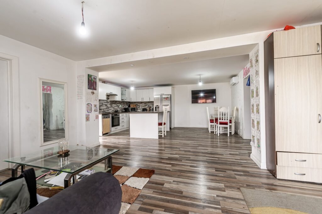 De vânzare Casa 3 camere P+M în Munar, la 25 km de Arad – COMISION 0% în zona Arad 3 camere 2 dormitoare Arad 2