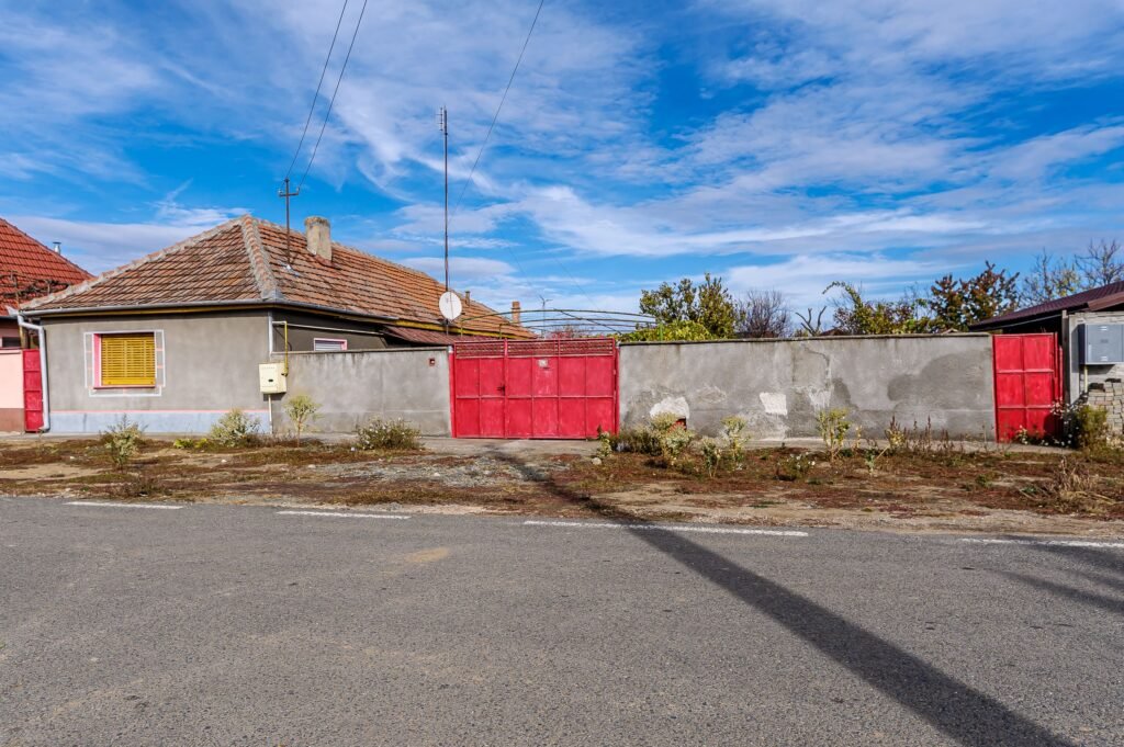 De vânzare Casa cu teren generos in Zimandcuz Comision 0% în zona Arad 3 camere 2 dormitoare Arad 2