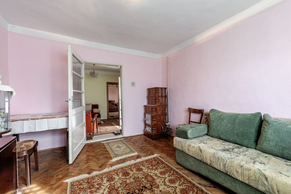 De vânzare Casa cu teren generos in Zimandcuz Comision 0% în zona Arad 3 camere 2 dormitoare Arad 4