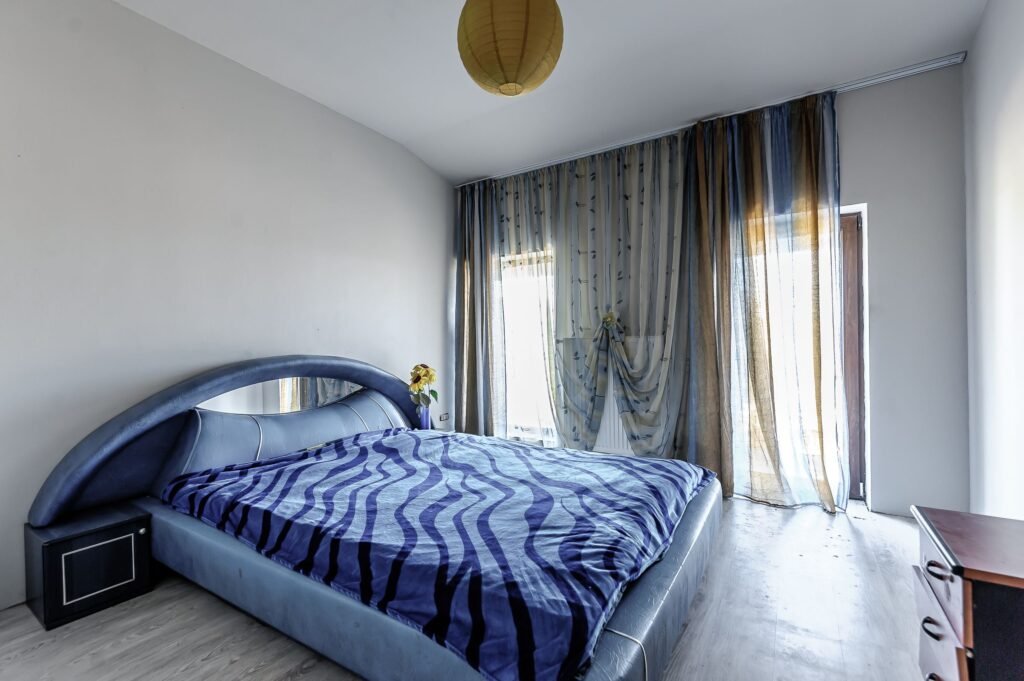 De vânzare Casă nouă cu teren de 1644 mp – Sânnicolau Mic, str. Brândușei în zona Sannicolau Mic 6 camere 4 dormitoare Arad 12