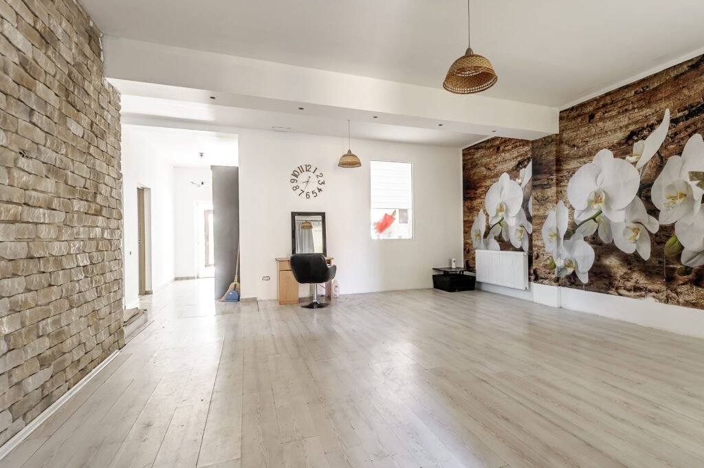 De vânzare Casă nouă cu teren de 1644 mp – Sânnicolau Mic, str. Brândușei în zona Sannicolau Mic 6 camere 4 dormitoare Arad 8