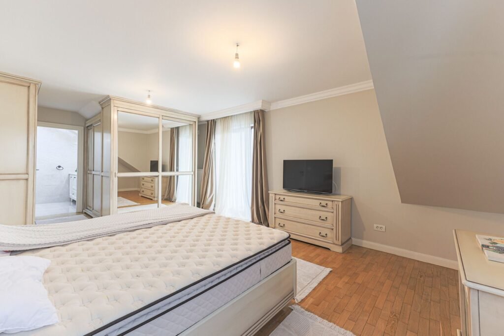 De vânzare Casă premium în Subcetate, construcție nouă finisaje de lux Comision 0 în zona Subcetate 5 camere 4 dormitoare Arad 1