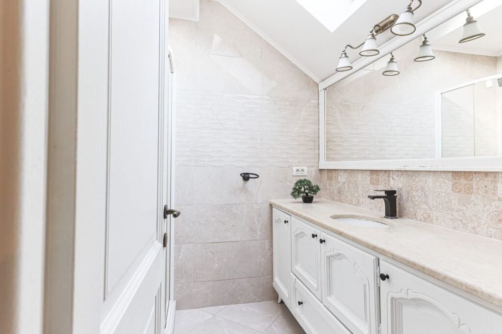 De vânzare Casă premium în Subcetate, construcție nouă finisaje de lux Comision 0 în zona Subcetate 5 camere 4 dormitoare Arad 1