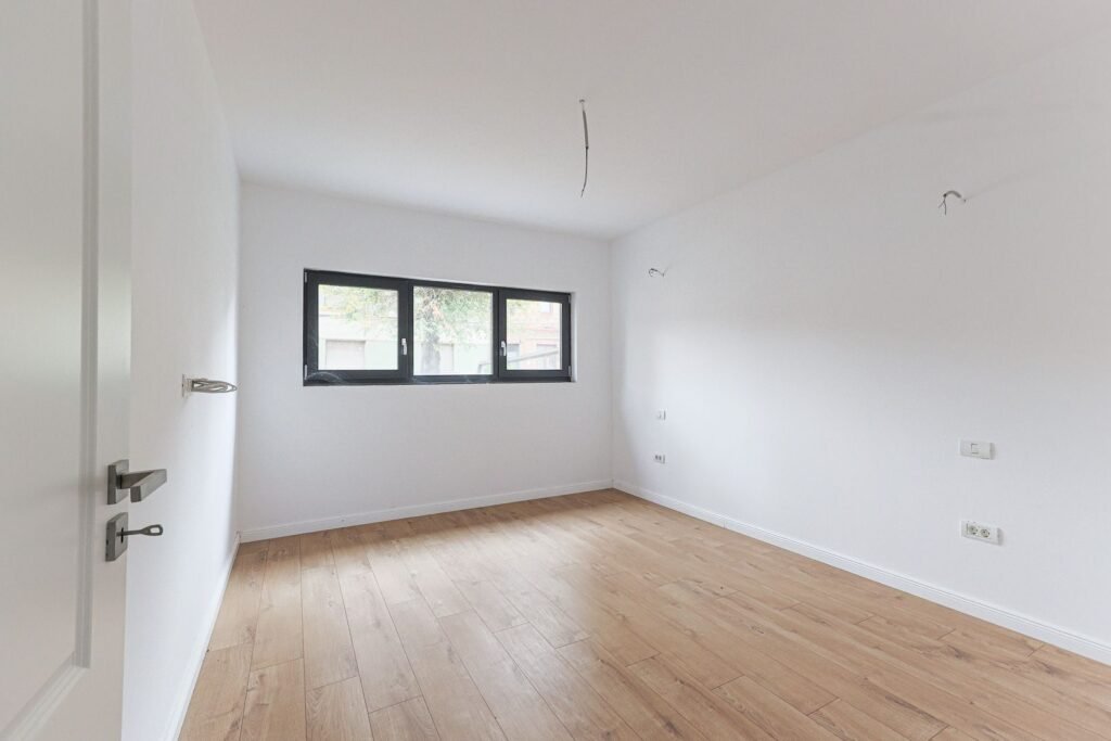 De vânzare Investiție sigură: apartament 2 camere, imobil nou, parcare inclusă în zona Ultracentral 2 camere 1 dormitor Arad 1