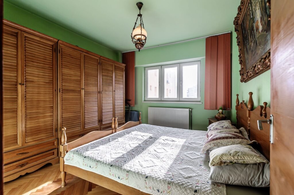 De vânzare Apartament 4 camere – 126 mp – Calea Aurel Vlaicu Arad în zona Aurel Vlaicu 4 camere 3 dormitoare Arad 1