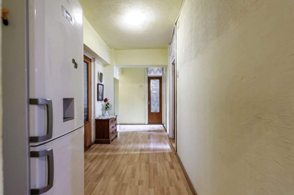 De vânzare Apartament 4 camere – 126 mp – Calea Aurel Vlaicu Arad în zona Aurel Vlaicu 4 camere 3 dormitoare Arad 1