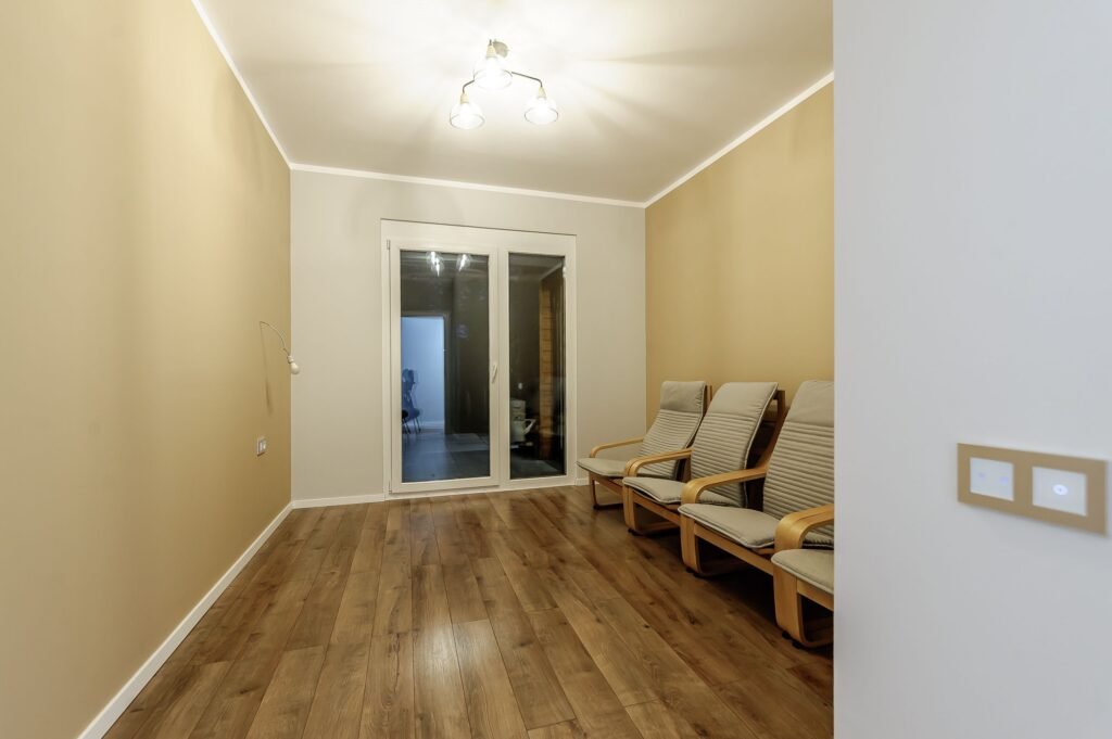 De vânzare Apartament ARED spectaculos cu gradina si garaj Comision 0 în zona UTA 3 camere 2 dormitoare Arad 10