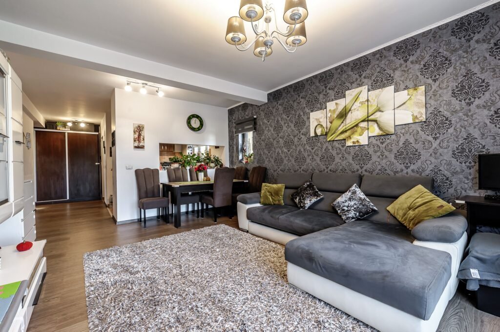 Apartament amenajat cu 2 camere și grădină la etajul 1 in Subcetate De vânzare Apartament amenajat cu 2 camere și grădină la etajul 1 in Subcetate în zona Subcetate 2 camere 1 dormitor Arad 3