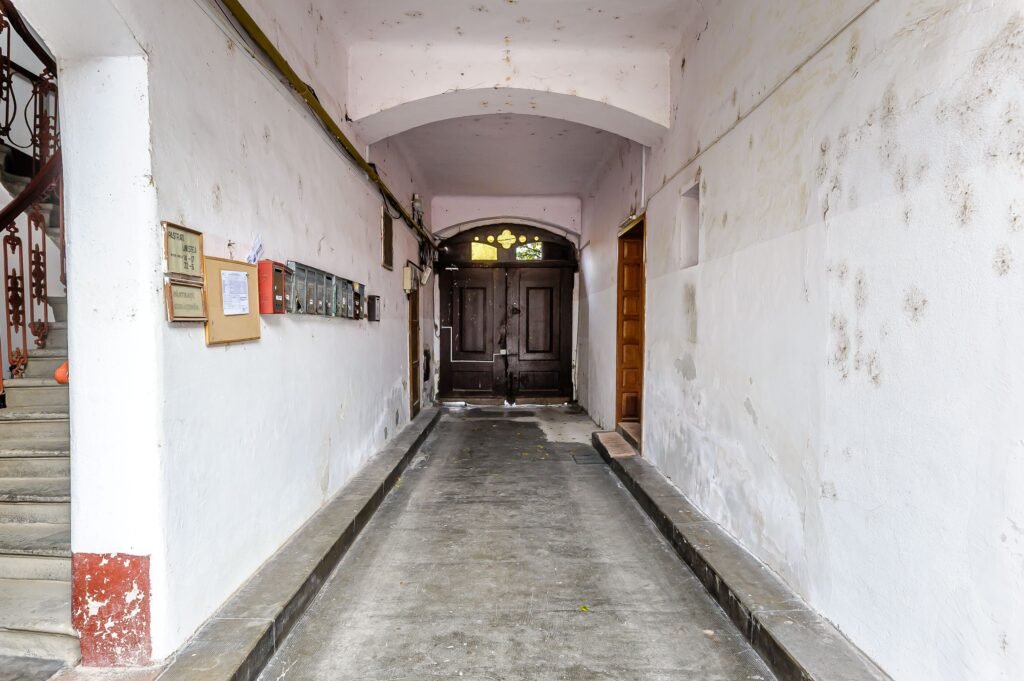 De vânzare Apartament în Piața Catedralei, cu priveliște frumoasă în zona Central 2 camere 2 dormitoare Arad 1