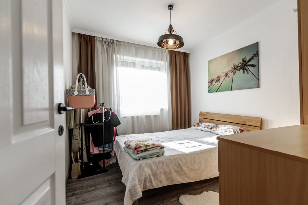 De închiriat Apartament la etajul 3 cu 2 camere la cheie in zona Romanilor în zona Romanilor 2 camere 1 dormitor Arad 6