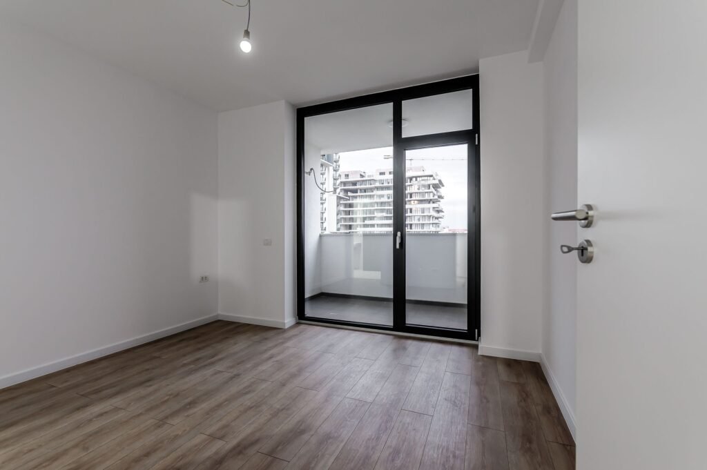 De vânzare Apartament nou cu 3 camere în X-City Towers – Direct de la dezvoltator în zona Aradului 3 camere 2 dormitoare Arad 2