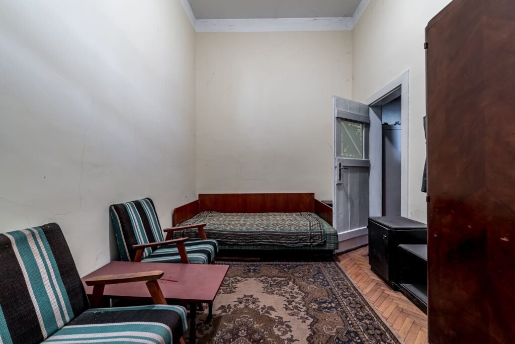 De vânzare Apartament ultracentral – parter înalt – str. Lucian Blaga, Arad în zona Central 2 camere 2 dormitoare Arad 1