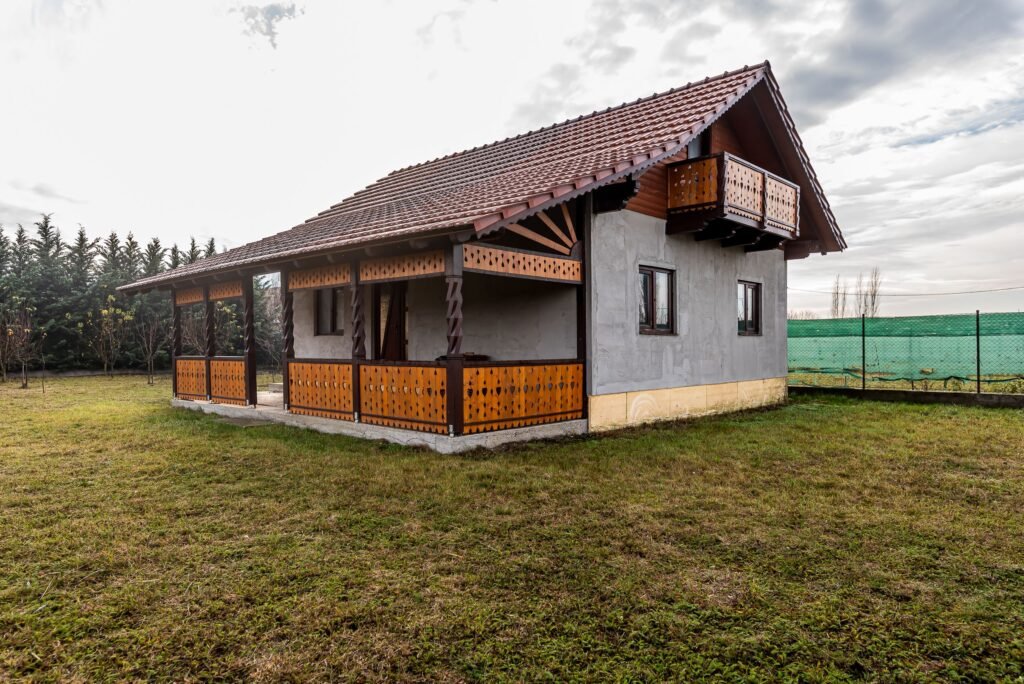 De vânzare Casă individuală în Dorobanți – 21 km de Arad în zona Arad 3 camere 2 dormitoare Arad 1