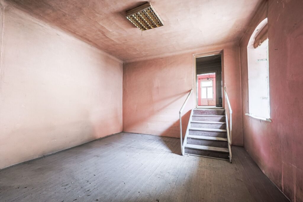 De vânzare Proiect de clinică sau birouri în centru – casă cu demisol, de renovat în zona Ultracentral 12 camere Arad 7