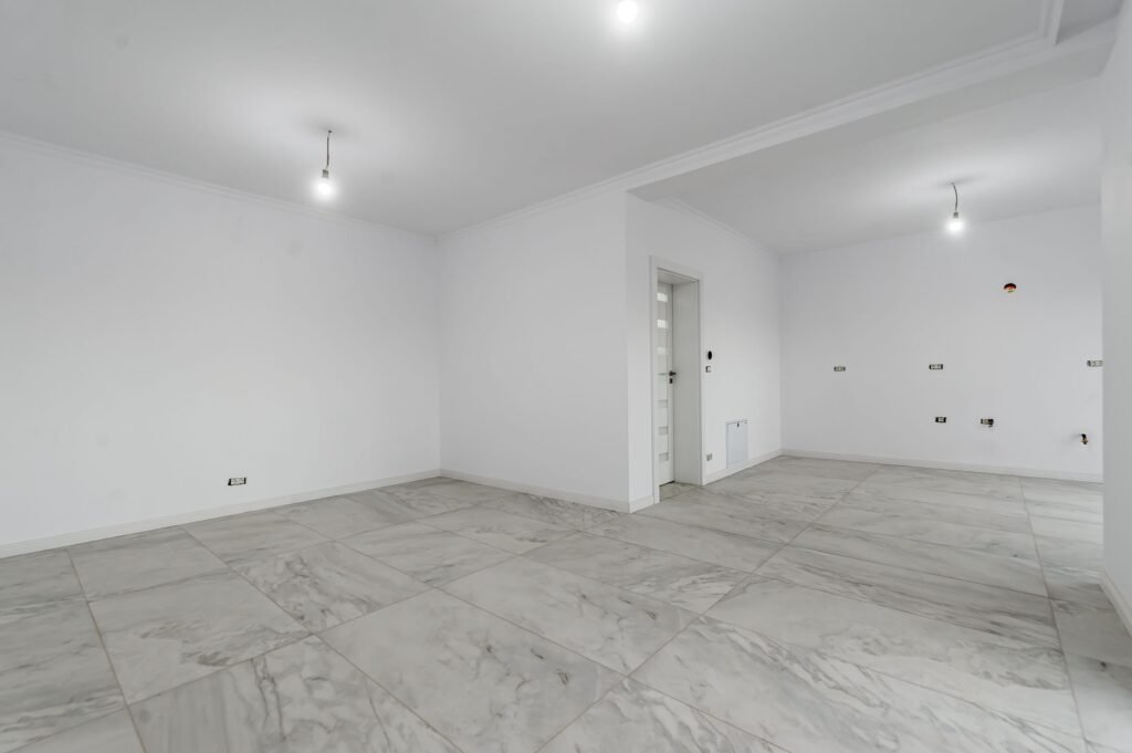 Vilă nouă cu terasă panoramică – design premium, 4 dormitoare, în Gai De vânzare Vilă nouă cu terasă panoramică – design premium, 4 dormitoare, în Gai în zona Gai 5 camere 4 dormitoare Arad 1