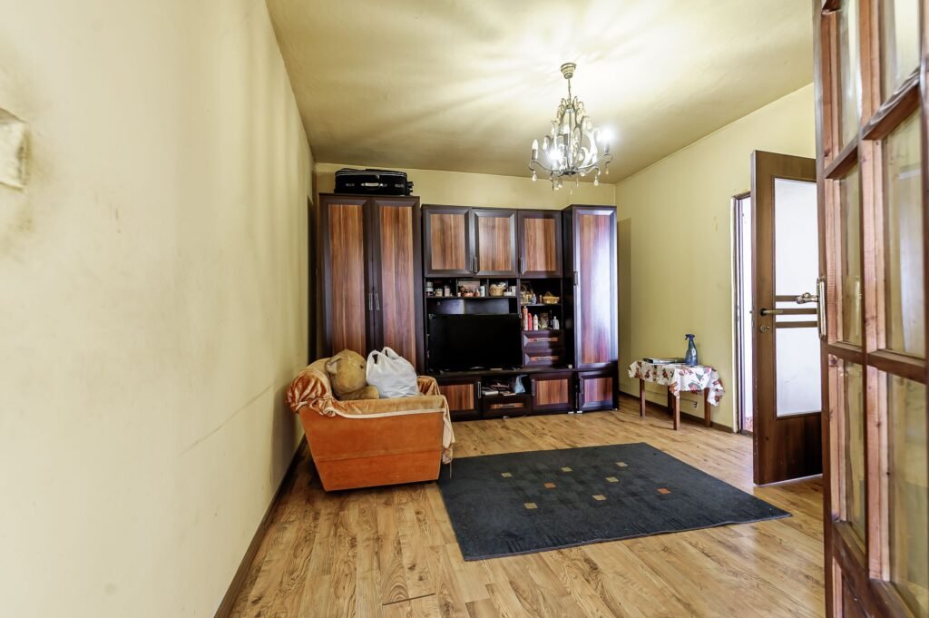 De vânzare 🌟 Oportunitate Unică de Vânzare în Variasu Mare! 🌟 în zona Arad 4 camere Arad 3