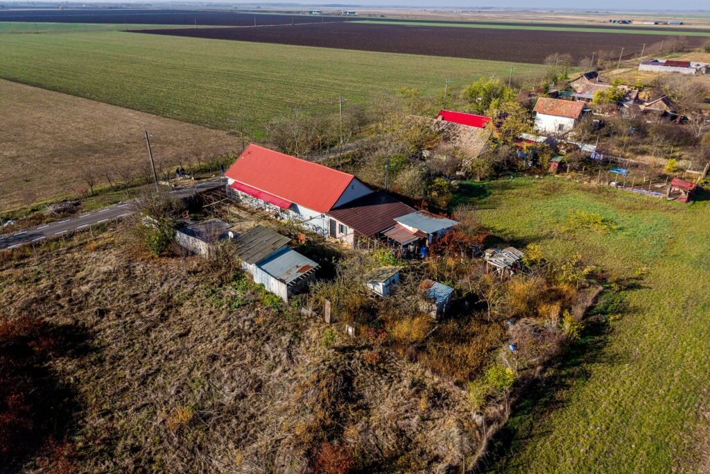 De vânzare 🌟 Oportunitate Unică de Vânzare în Variasu Mare! 🌟 în zona Arad 4 camere Arad 9