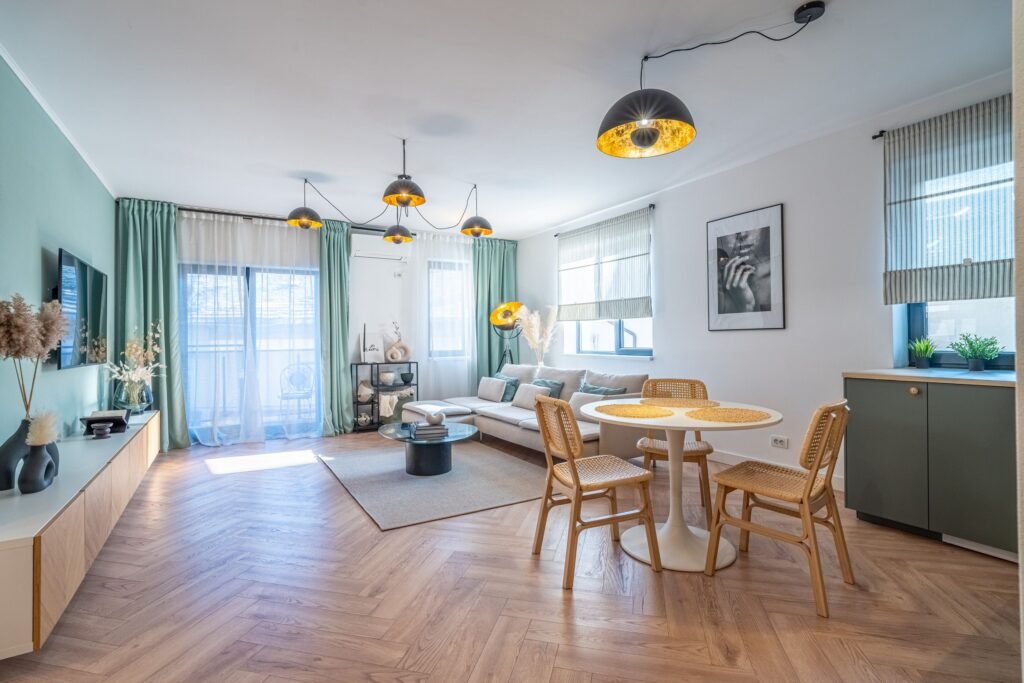 De vânzare Apartament ultracentral de excepție,  pentru familie sau investiție în zona Ultracentral 2 camere 1 dormitor Arad 3