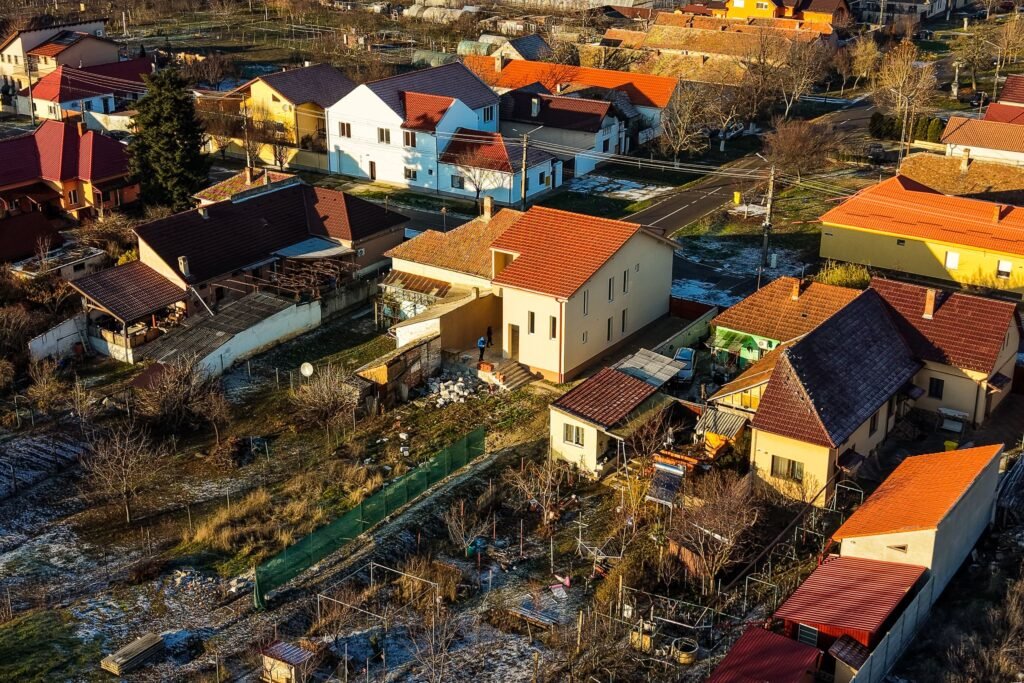 Casă nouă cu etaj semifinalizată în Aradul Nou De vânzare Casă nouă cu etaj semifinalizată în Aradul Nou în zona Aradul Nou 4 camere 3 dormitoare Arad 1