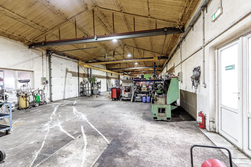 De vânzare Hale depozitare/producție 2.000 mp si 10.000 mp teren în Pecica în zona Nord-Vest Arad 12