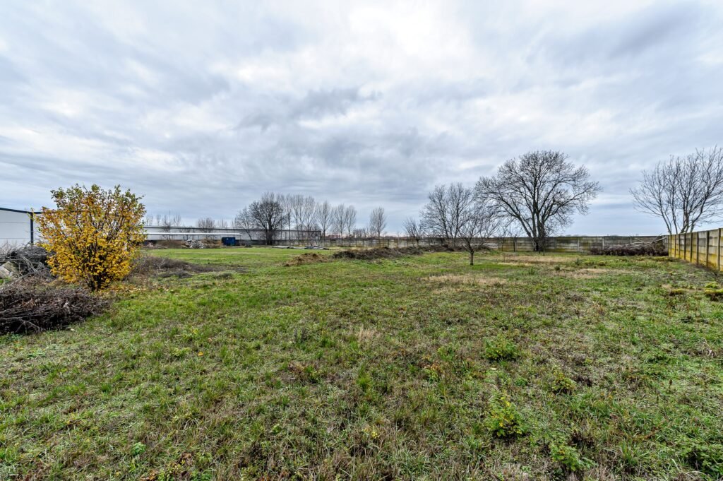 De vânzare Hale depozitare/producție 2.000 mp si 10.000 mp teren în Pecica în zona Nord-Vest Arad 14