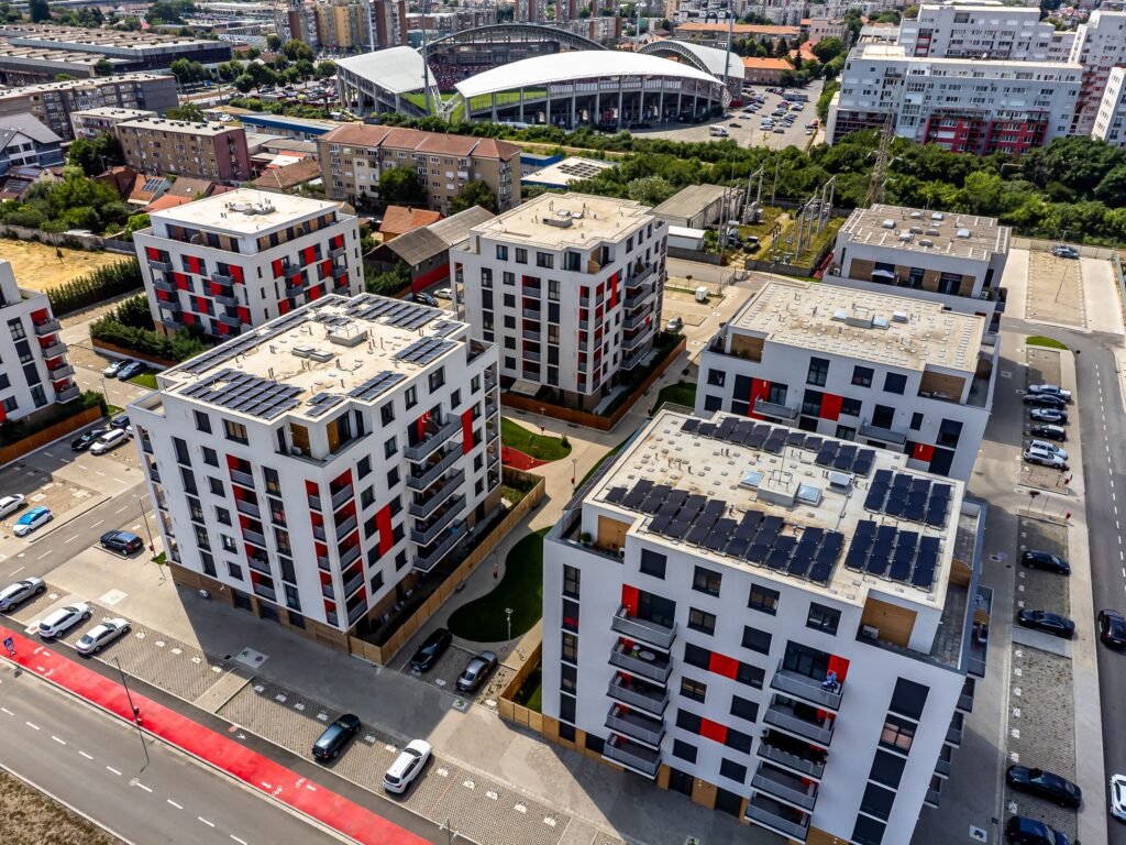 De vânzare Apartament 2 camere la etajul 2 în bloc R39 Ared City în zona Central 2 camere 1 dormitor Arad 1