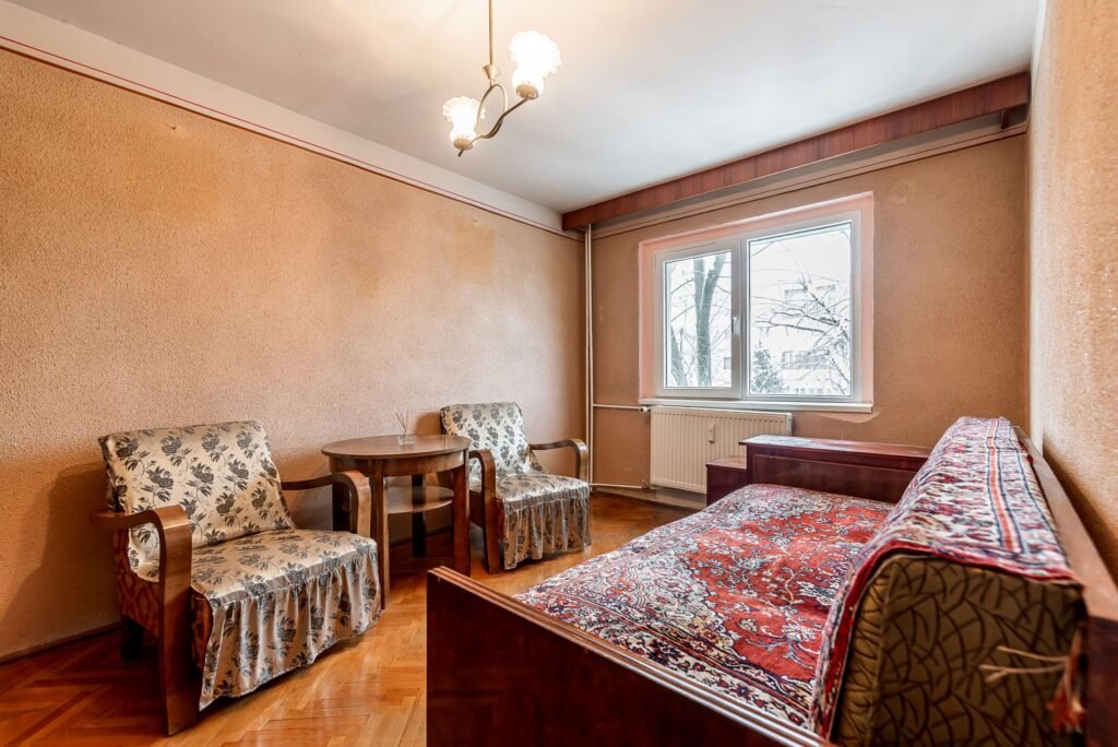 Apartament 3 camere, 67 mp util, etaj 2 – Z8, Vlaicu – COMISION 0 De vânzare Apartament 3 camere, 67 mp util, etaj 2 – Z8, Vlaicu – COMISION 0 în zona Aurel Vlaicu 3 camere 2 dormitoare Arad 1