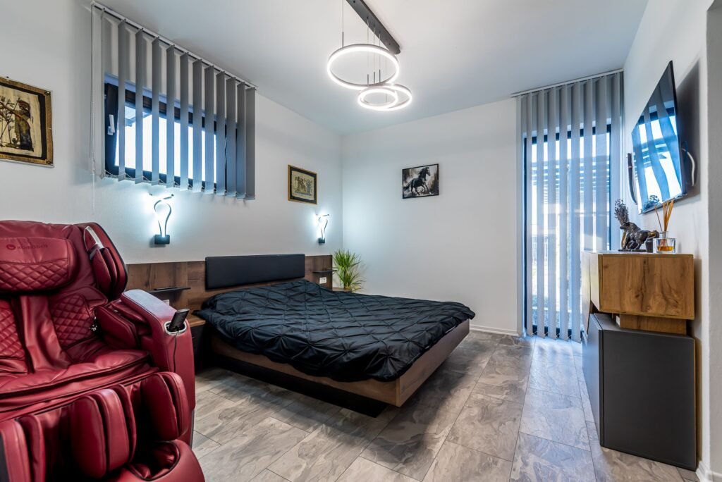 De vânzare Vilă premium cu teren generos, la 10 km de Arad, Zimandcuz în zona Arad 5 camere 4 dormitoare Arad 1