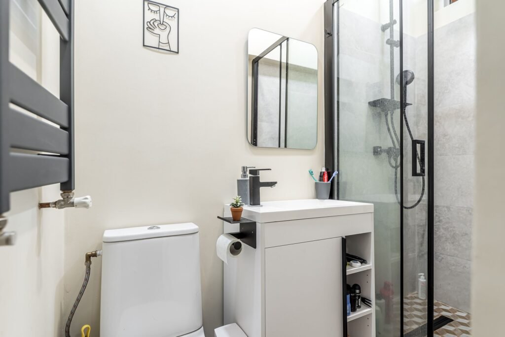 De vânzare Apartament cu 2 camere în zona Ultracentrală, etaj 1, renovat complet în zona Ultracentral 2 camere 1 dormitor Arad 1